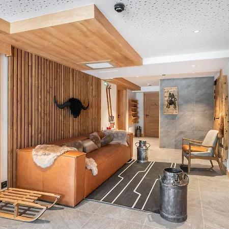 Erin Champagny-en-vanoise - By Emerald * La Plagne