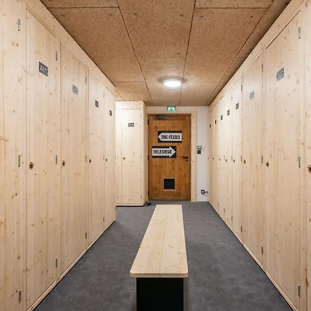 Erin Champagny-en-vanoise - By Emerald *