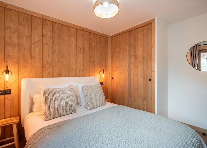 Erin Champagny-en-vanoise - By Emerald